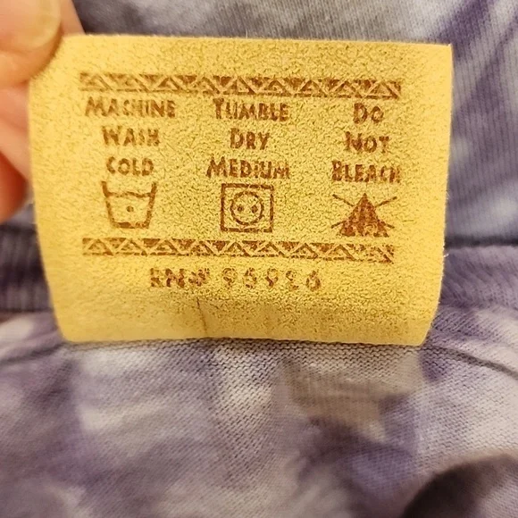 The Mountain 10 Kittens Classic Cotton T-Shirt Unisex size Medium Tie Dye Purple - Picture 9 of 10